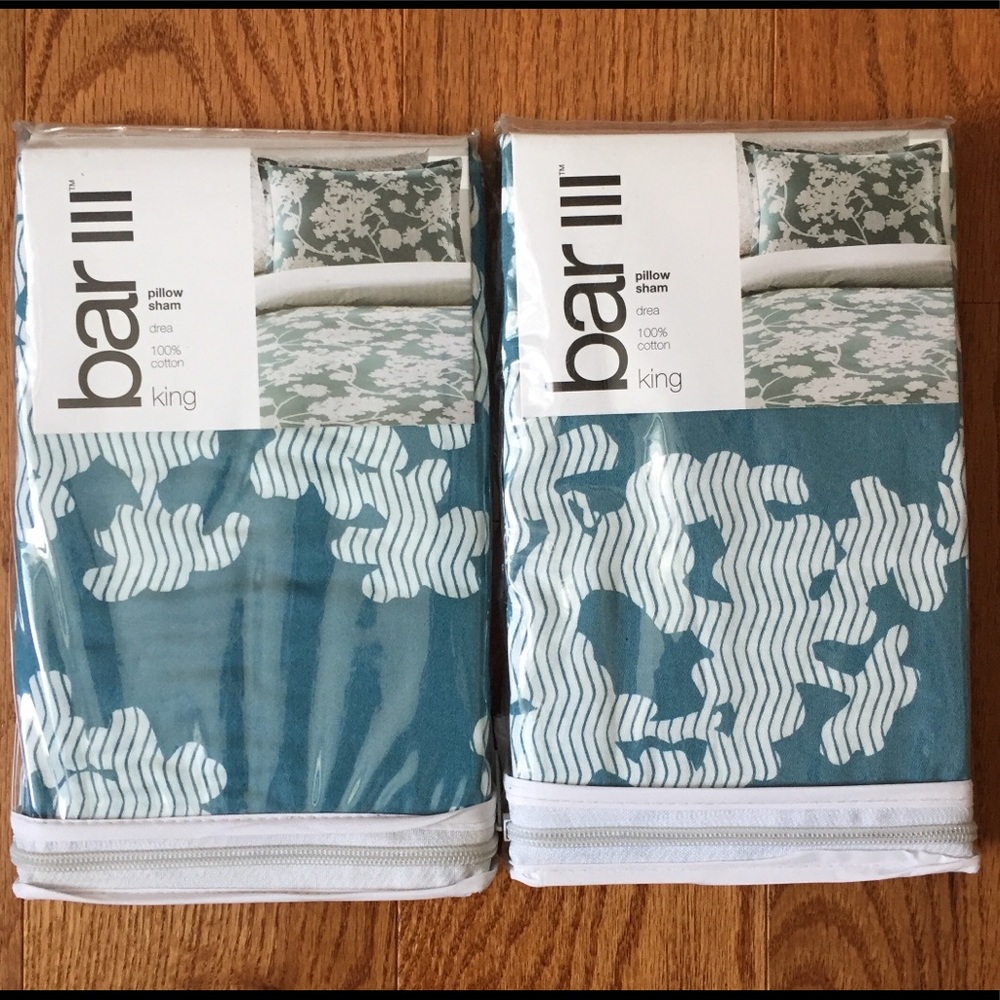 Bar III King Pillow Shams Set of 2 Drea